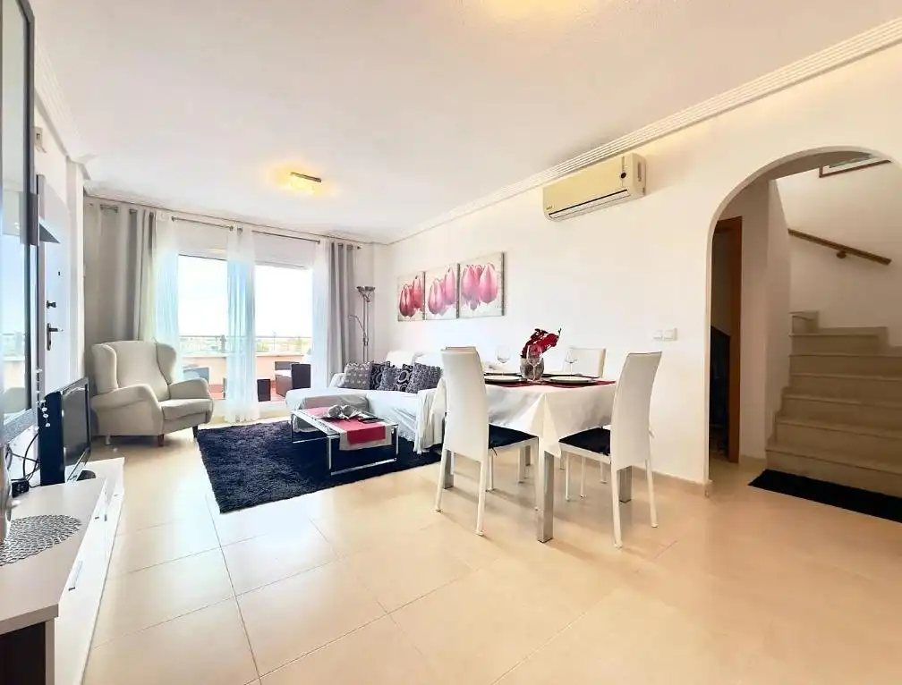 Bungalow with terrace for sale in Calle Abeto, imagen 10