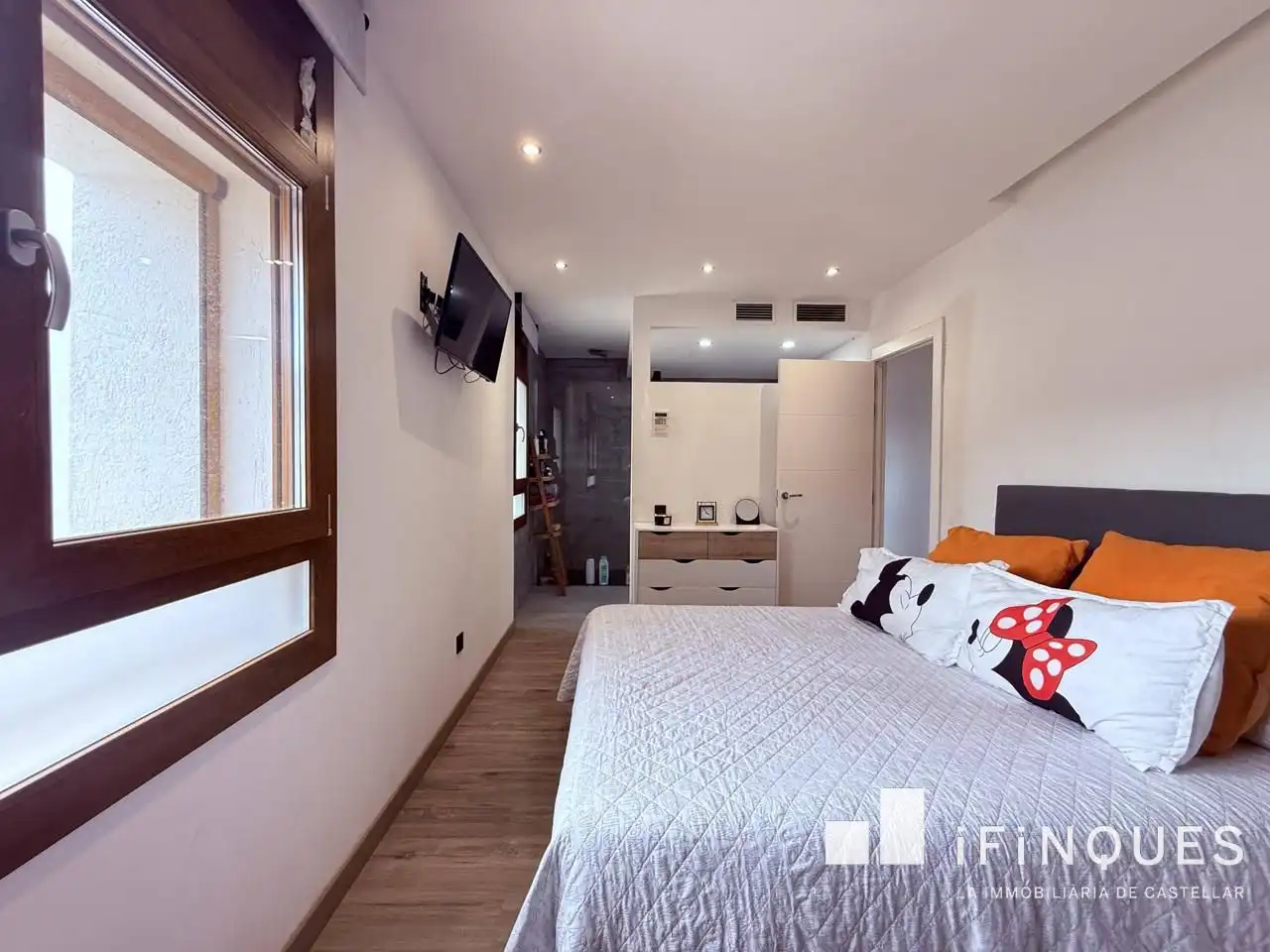 Habitación de Finca rústica en venta en Castellar del Vallès con Calefacción, Parquet y Terraza