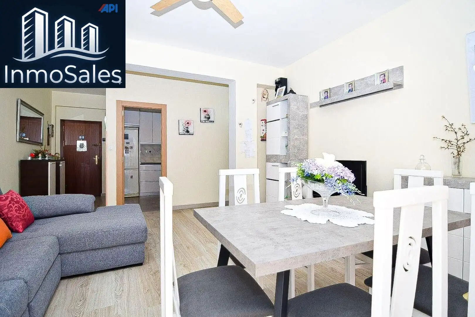 Sala d'estar de Pis en venda en Benidorm amb Aire condicionat