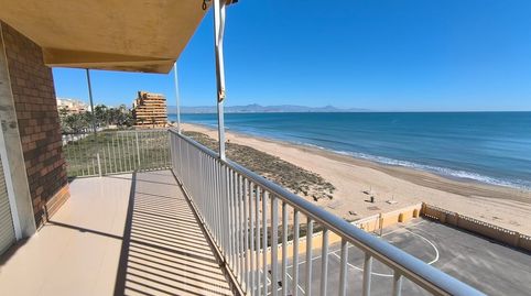 Foto 4 de Piso en venta en Avenida San Bartolome Tirjana, 65, Los Arenales del Sol, Elche / Elx