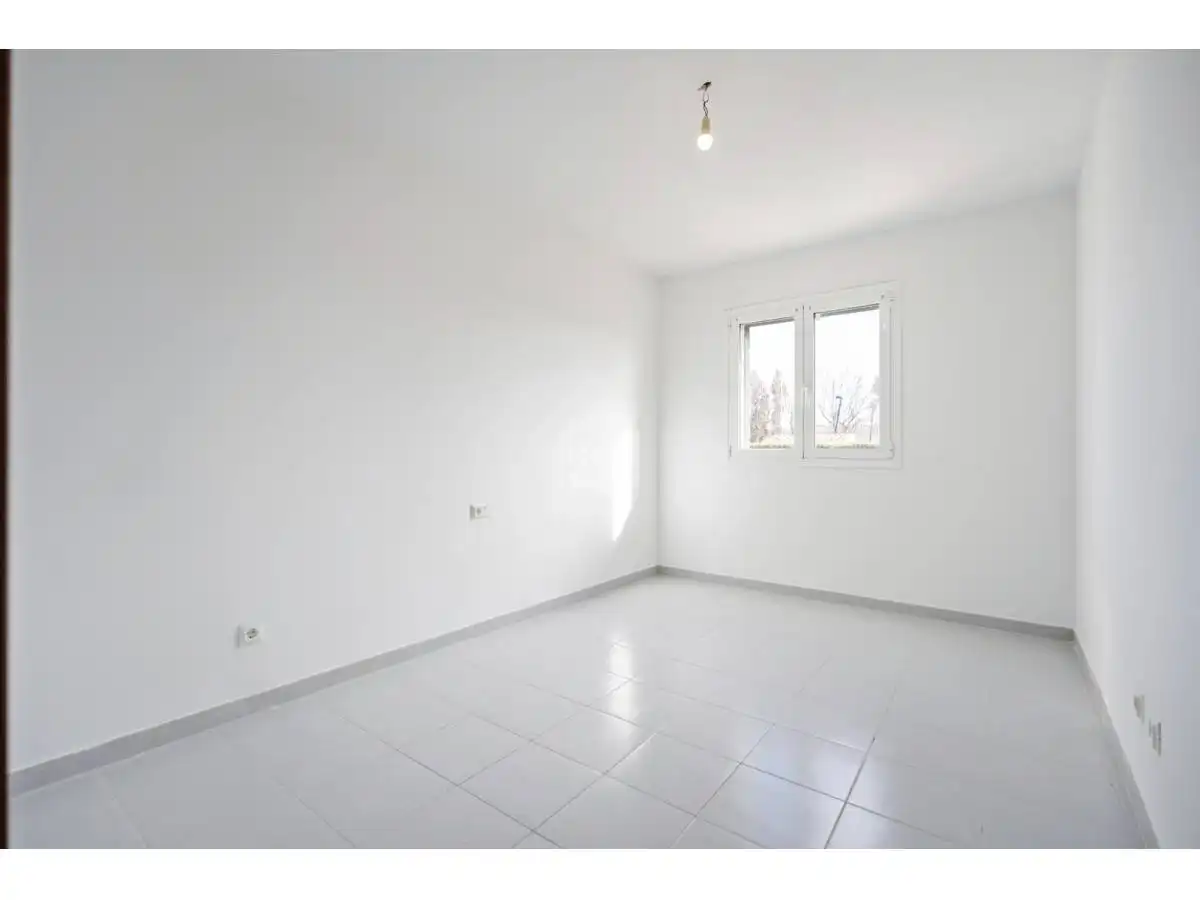 Dormitori de Apartament en venda en Es Castell amb Terrassa
