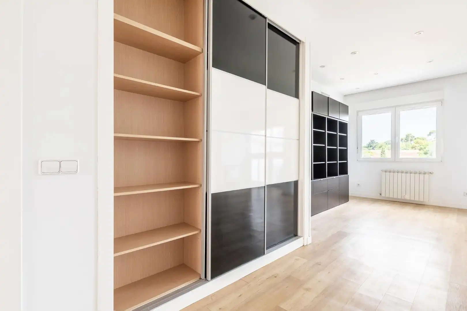 Flat for rent in Madrid  with Air Conditioner and Heating
