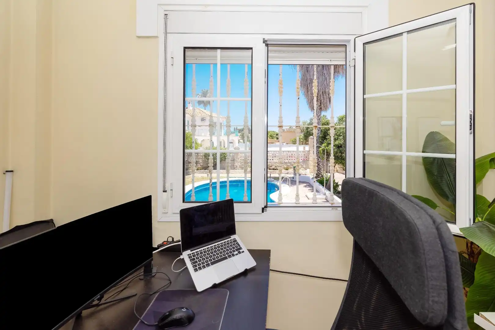 Haus oder Chalet zum Verkauf in Málaga mit Klimaanlage, Terrasse und Abstellraum