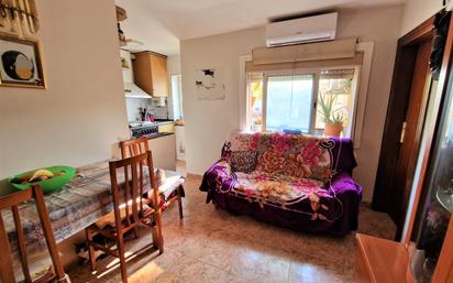 Living room of Flat for sale in  Barcelona Capital  with Air Conditioner