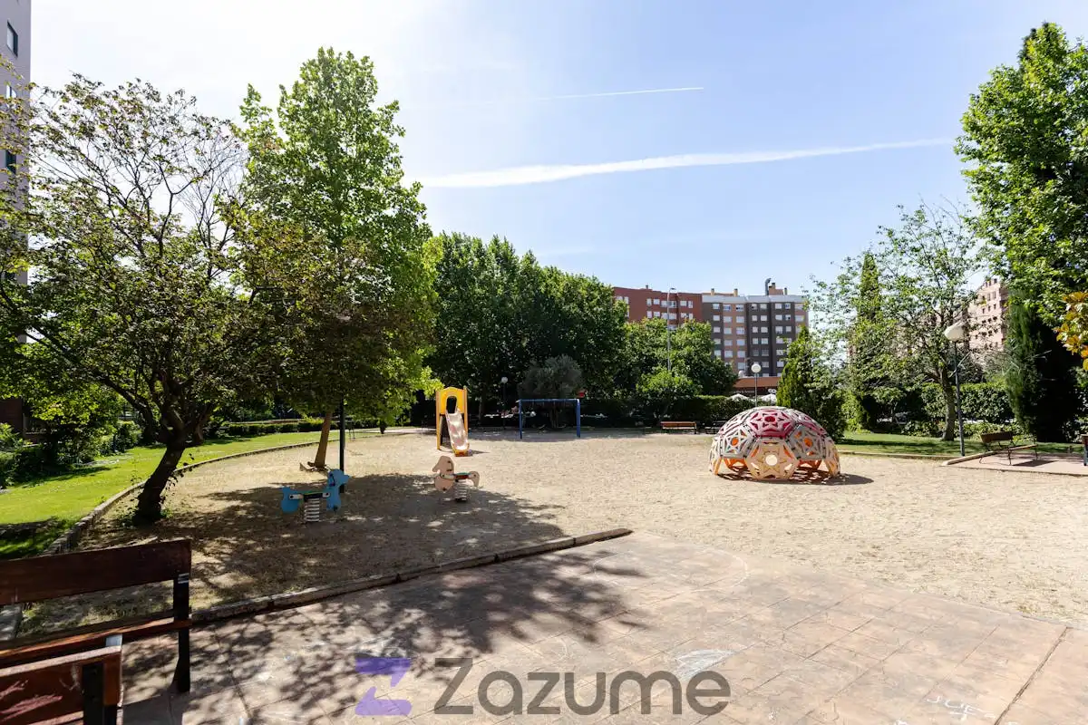 Parking de Piso de alquiler en Móstoles con Aire acondicionado, Calefacción y Parquet