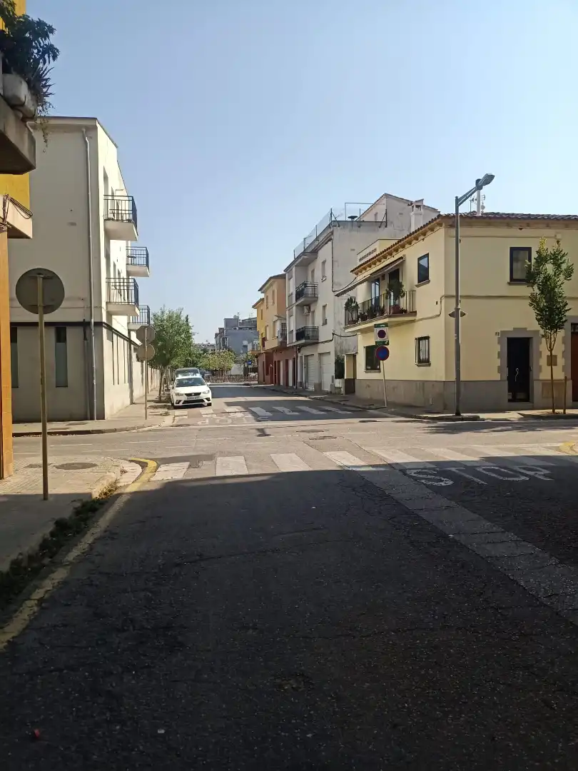 Vista exterior de Piso en venta en Salt con Balcón