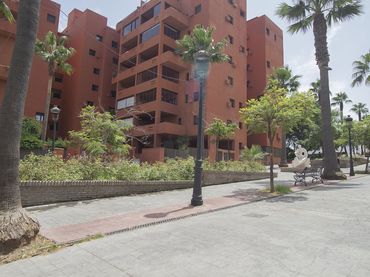 Apartamento con ascensor en venta en Estepona Pueblo