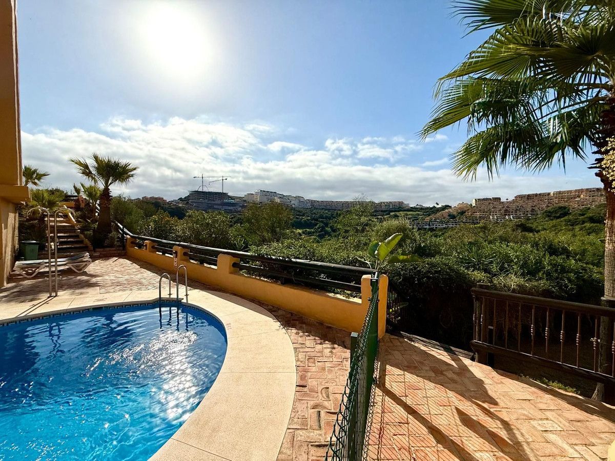 Vista exterior de Planta baixa en venda en Manilva amb Aire condicionat, Calefacció i Terrassa