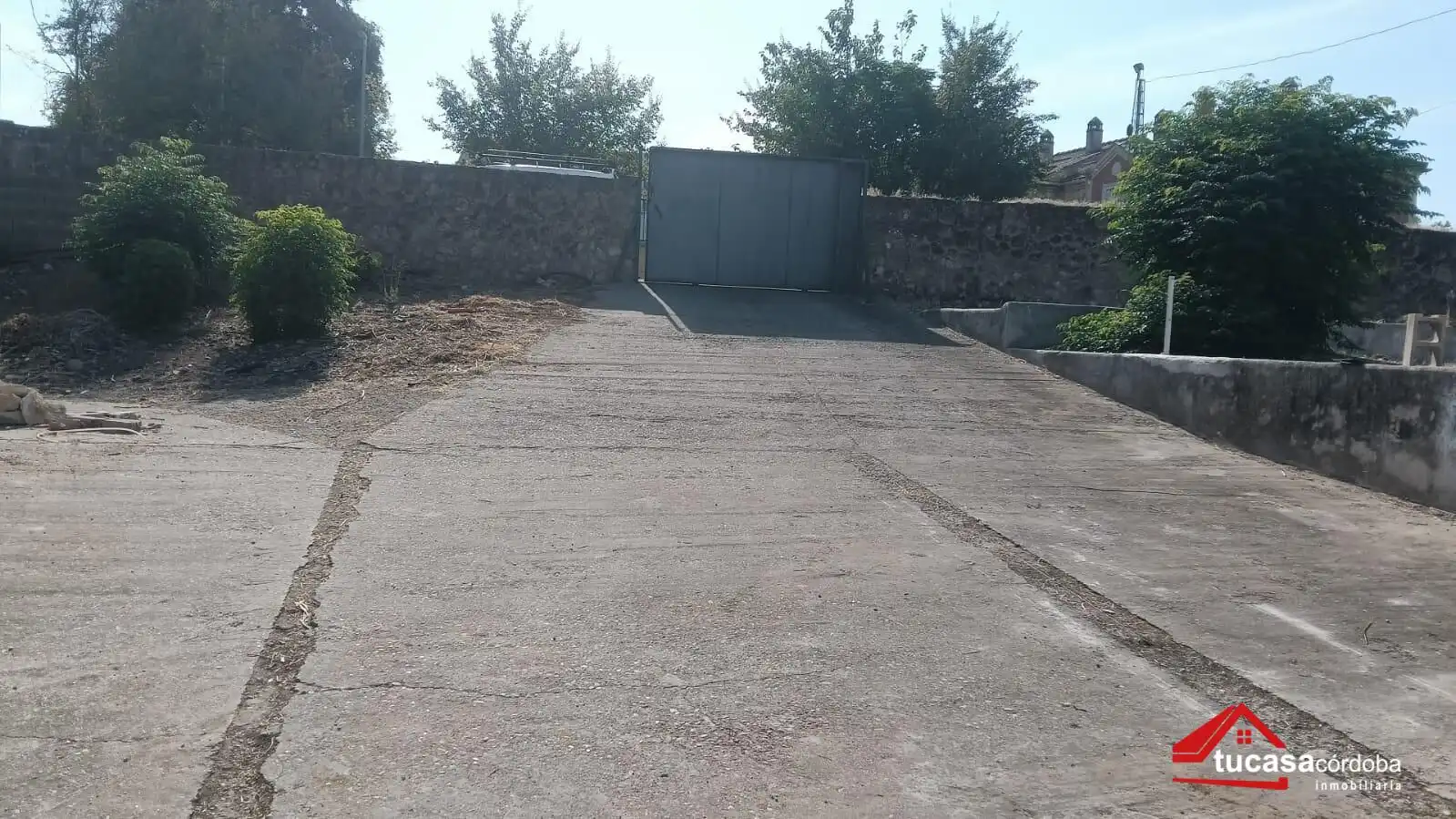 Parking of Houses for sale in Córdoba  with Private garden and Swimming Pool