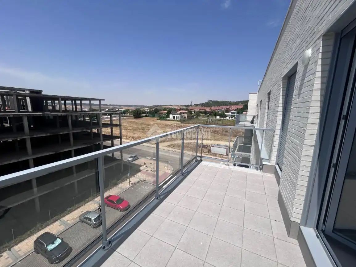 Terraza de Piso de alquiler en Arroyo de la Encomienda