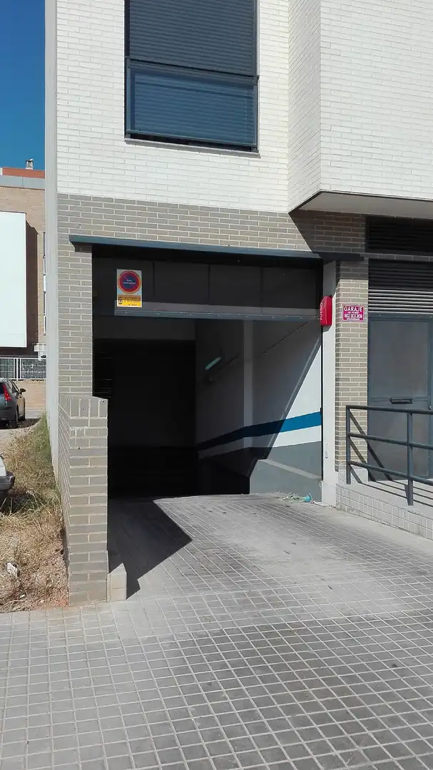Aparcamiento en venta en CL RECTOR VICENT COLOMER, imagen 2