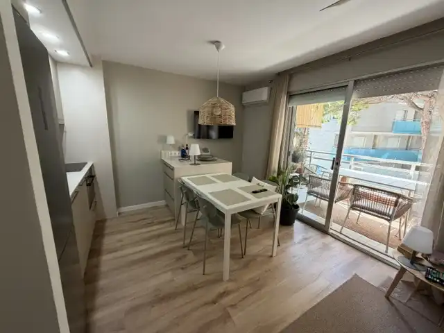 Appartement compact avec terrasse à vendre à DIPUTACIÓ, imagen 7