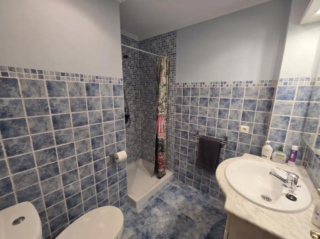 Bathroom of Flat for sale in Dénia  with Air Conditioner and Heating