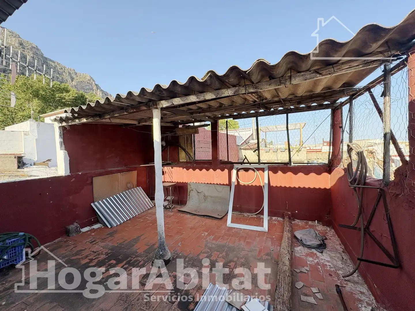 Vista exterior de Casa o chalet en venta en Tavernes de la Valldigna con Terraza, Trastero y Amueblado
