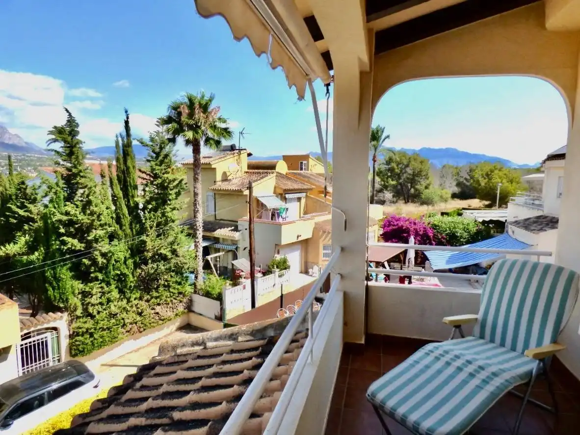Casa aparellada amb piscina en venda a Rincón de Loix, imagen 7