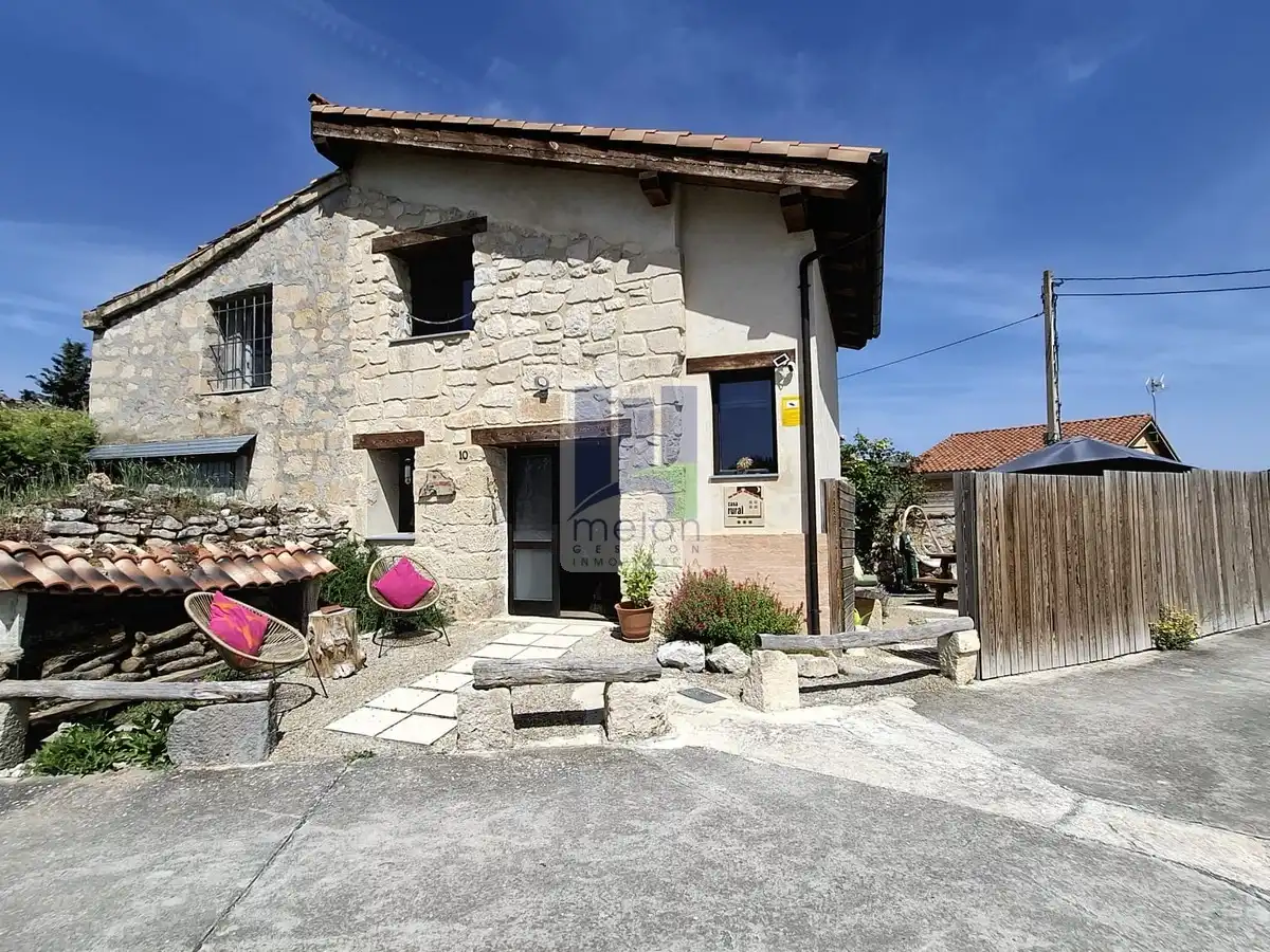 Vista exterior de Casa o chalet en venta en Rublacedo de Abajo