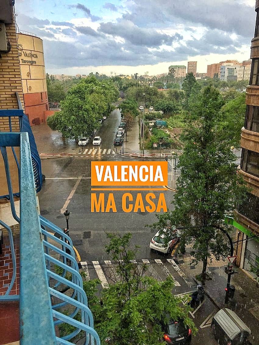 Vista exterior de Piso de alquiler en  Valencia Capital con Aire acondicionado, Calefacción y Terraza