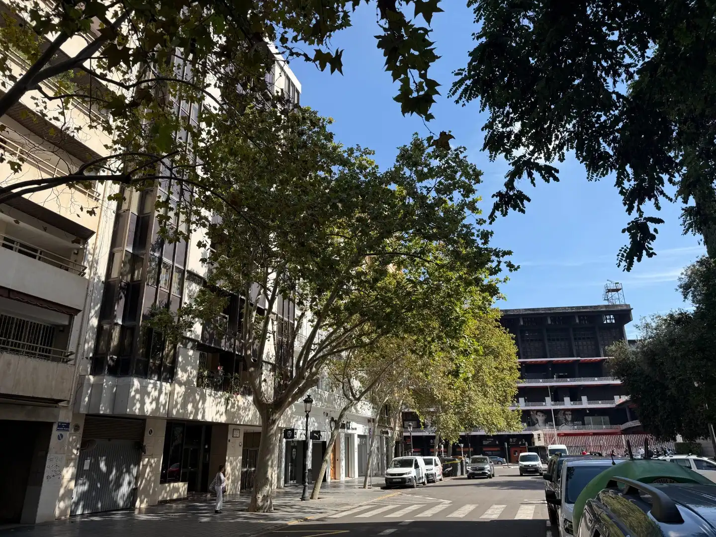 Exterior view of Garage for sale in Valencia
