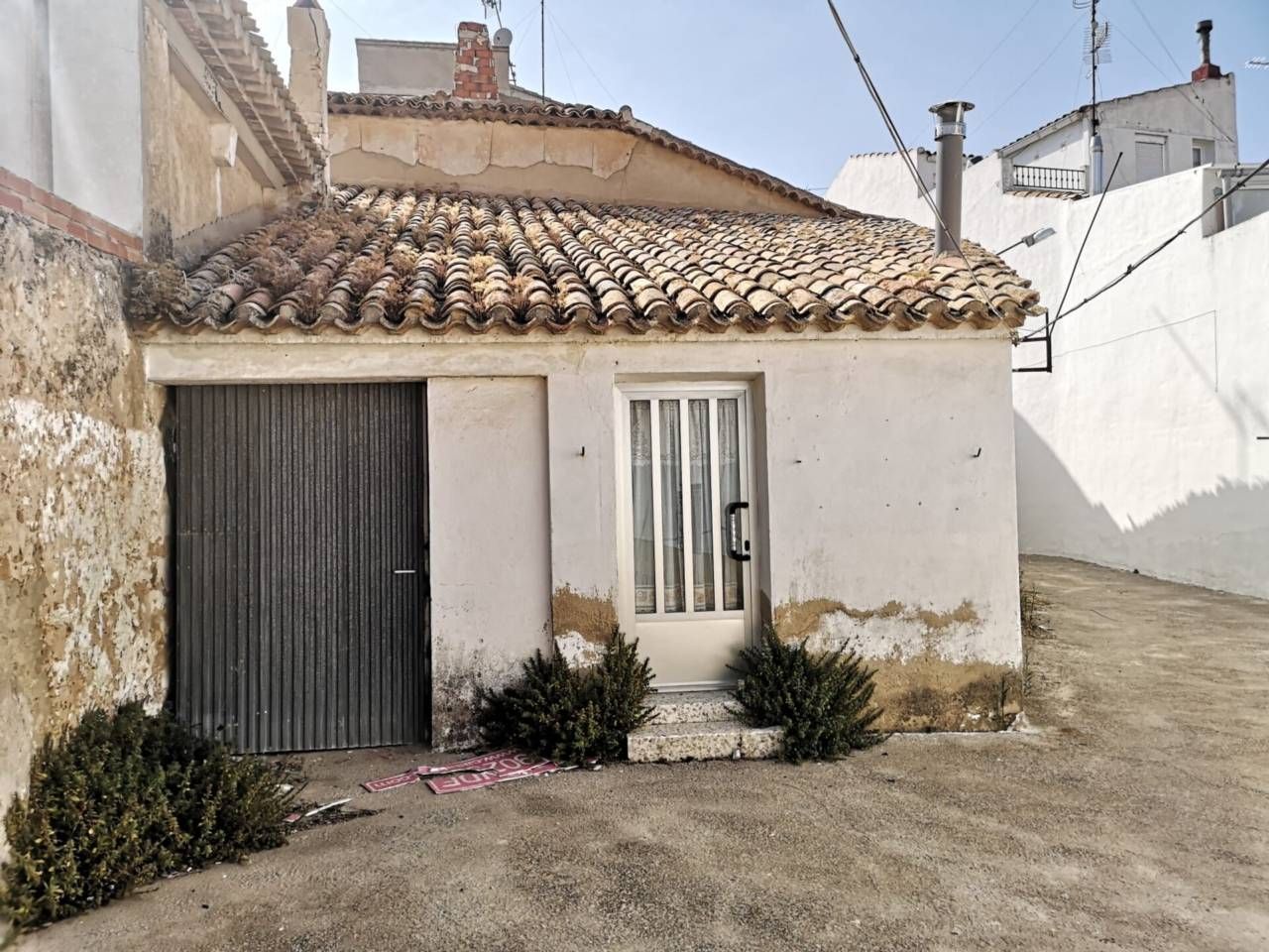 Exterior view of House or chalet for sale in Casas-Ibáñez