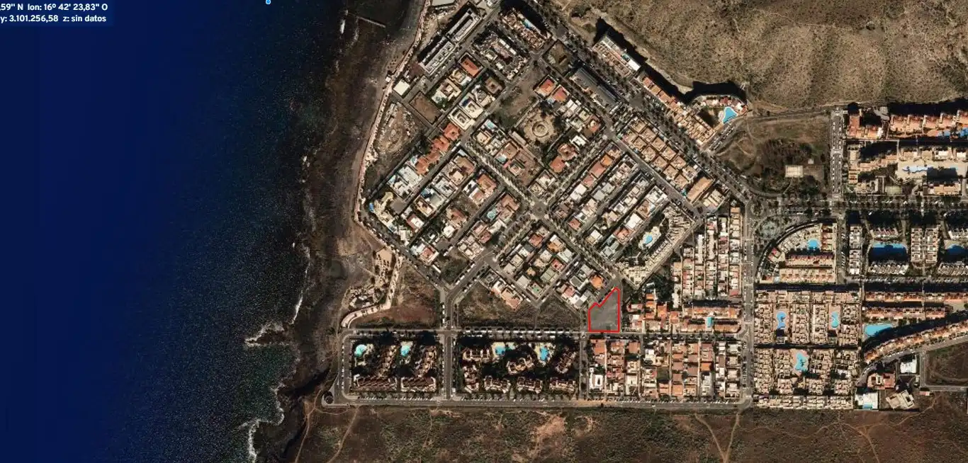 Vista exterior de Terreno industrial en venta en Arona