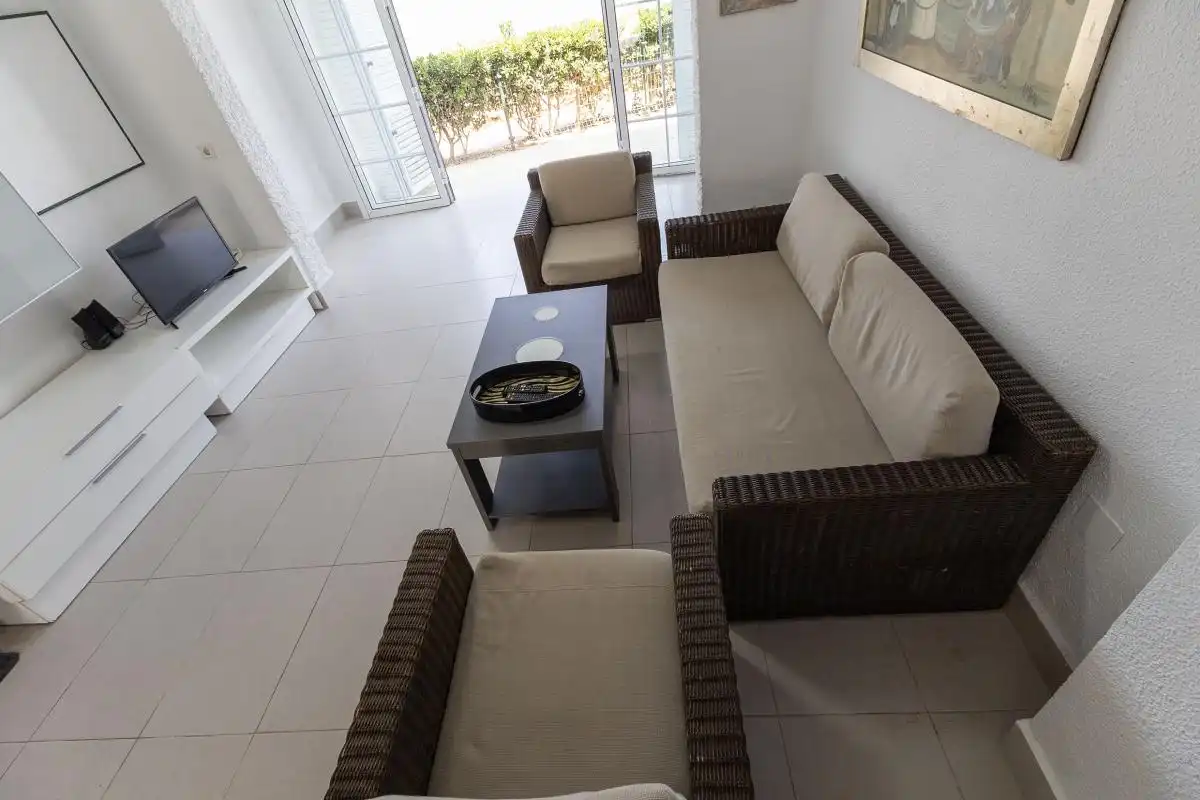 Sala d'estar de Casa adosada en venda en Orihuela amb Calefacció, Jardí privat i Piscina