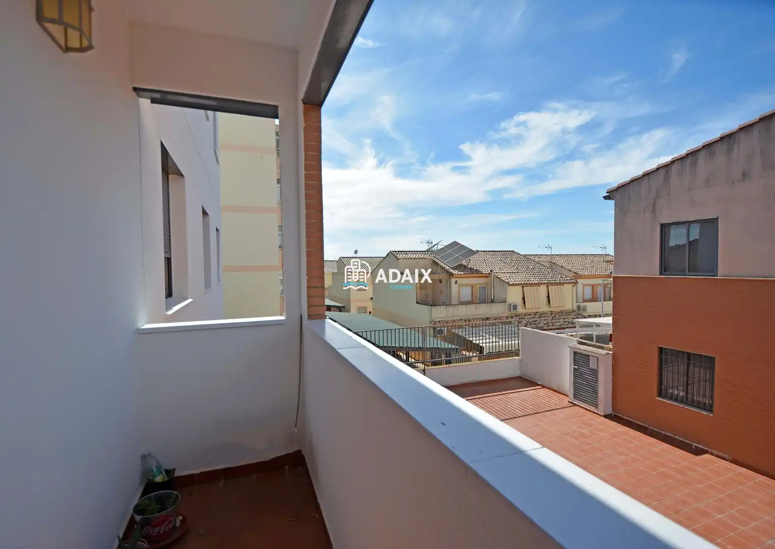 Vista exterior de Piso en venta en Cáceres con Aire acondicionado, Calefacción y Terraza