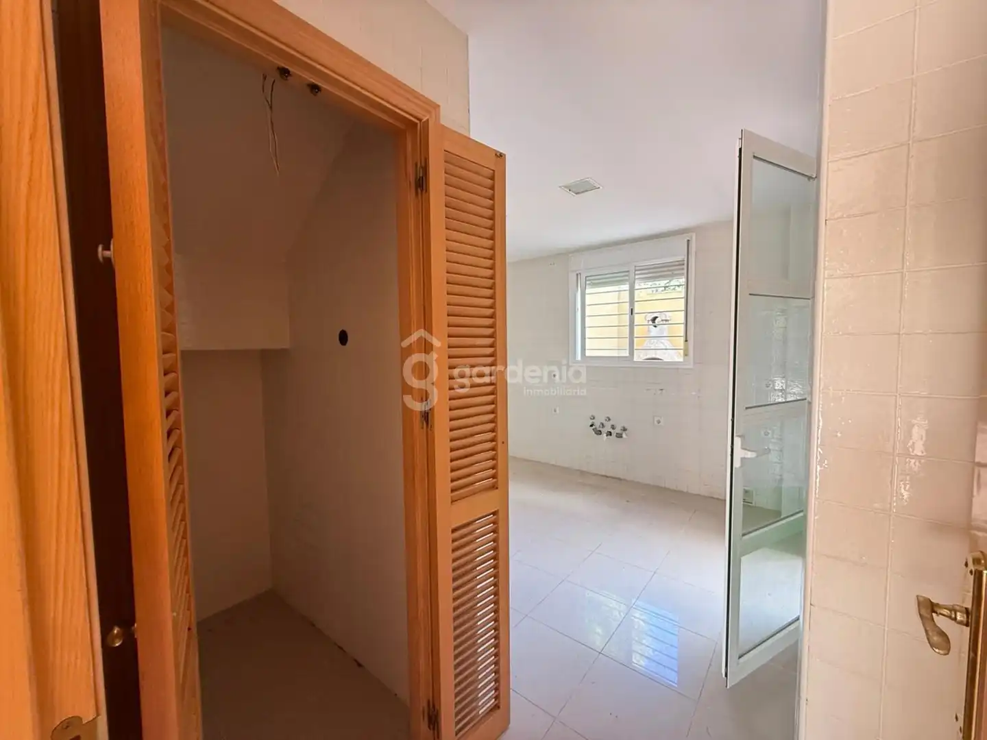 Casa adosada en venta en Castilleja de la Cuesta con Aire acondicionado y Terraza