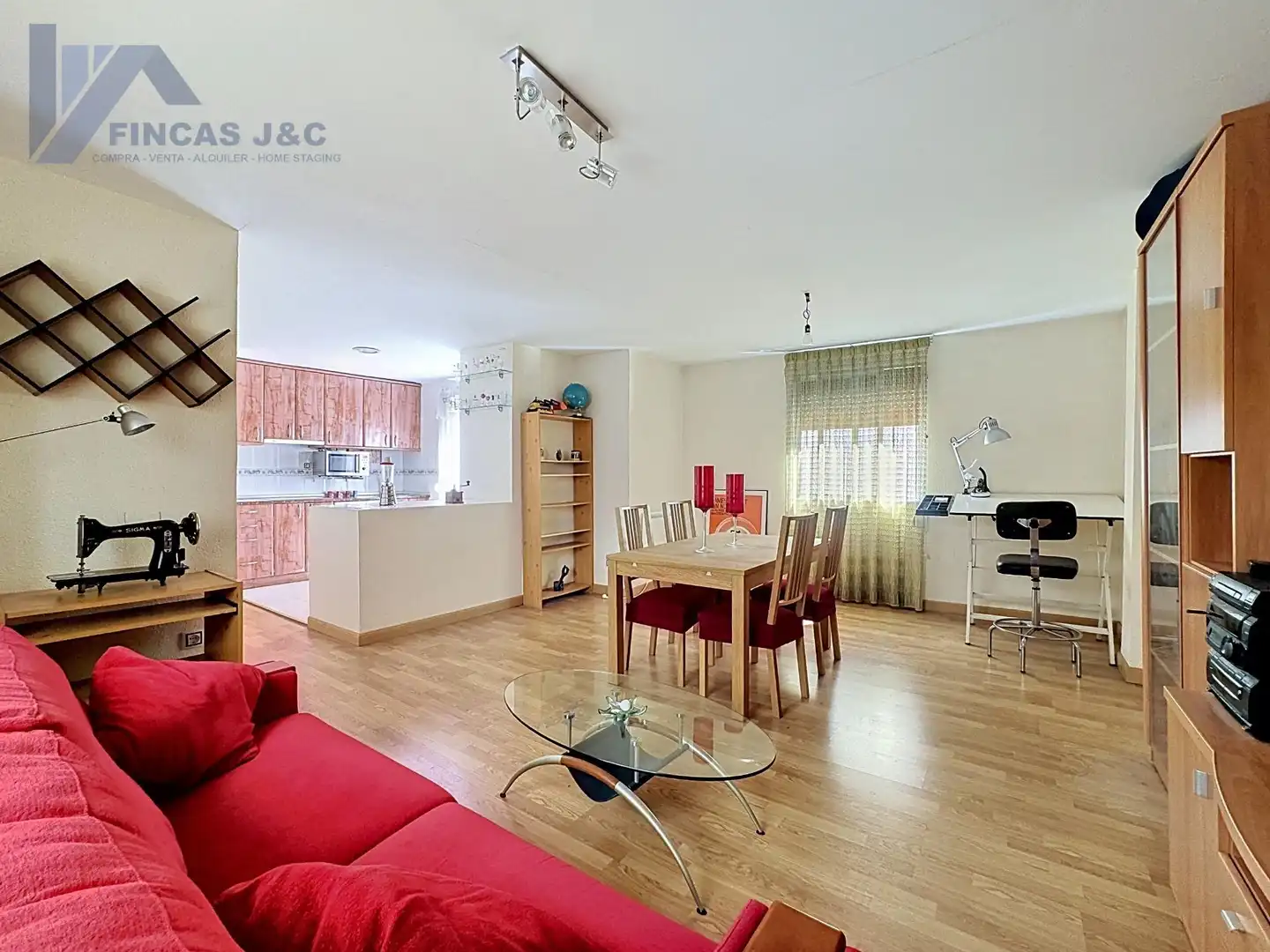 Sala de estar de Piso en venta en Zaragoza con Calefacción