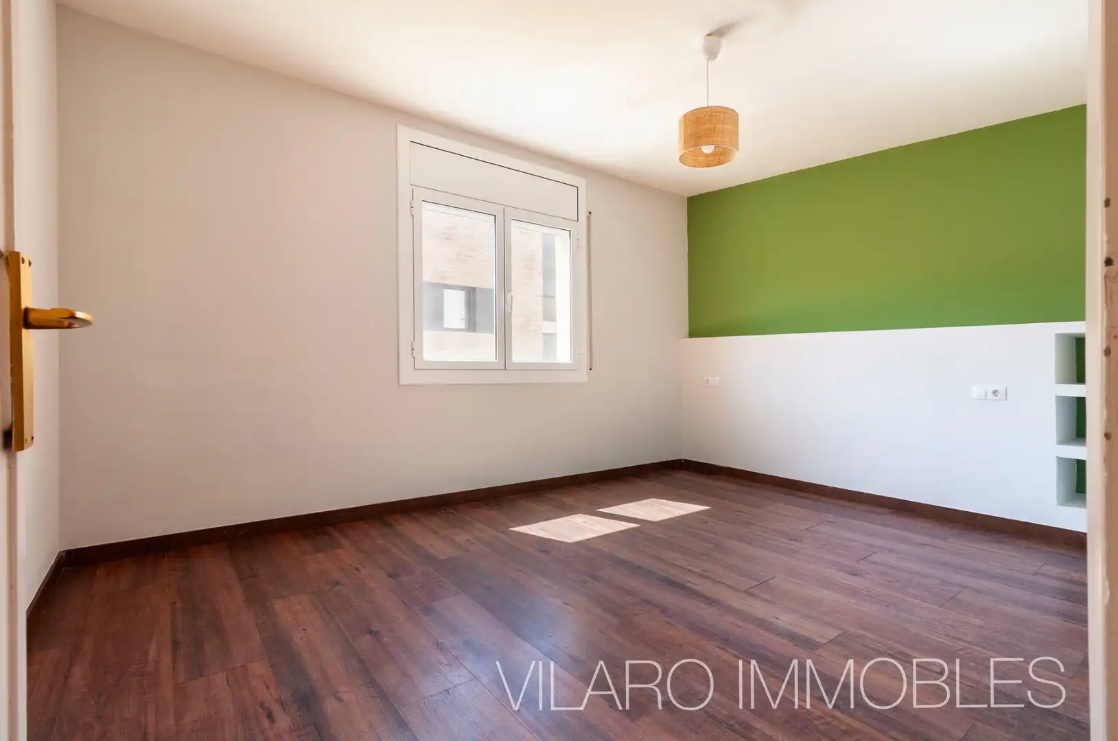 Habitación de Piso en venta en Terrassa con Aire acondicionado, Calefacción y Parquet