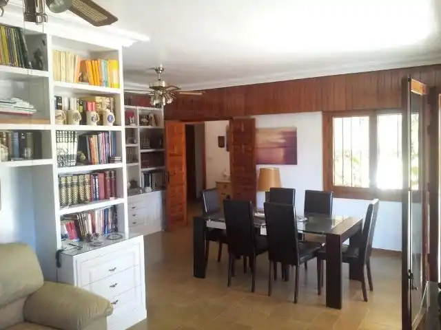 Villa avec piscine à vendre à Calle  Antonio Machado-Campoamor, imagen 31