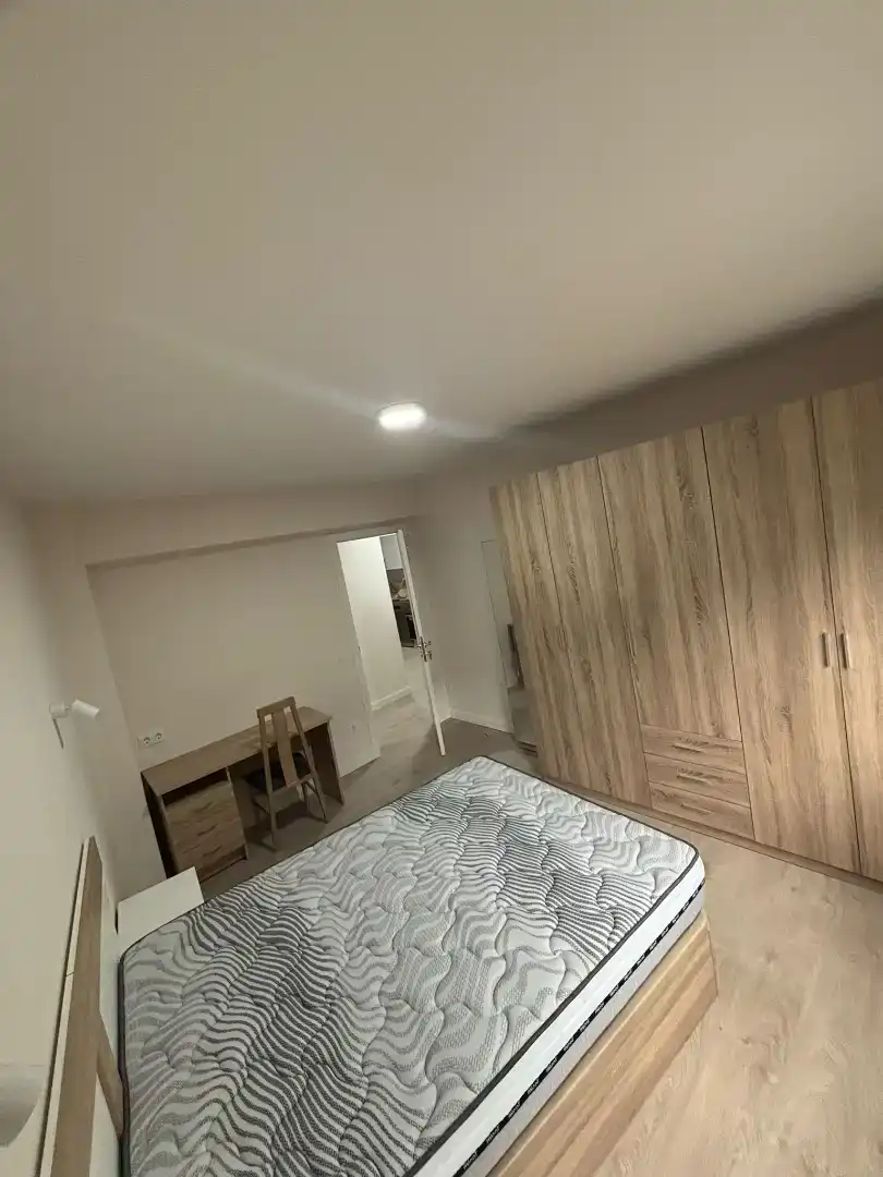 Bedroom of Flat for rent in Vigo   with Private garden, Parquet flooring and Storage room