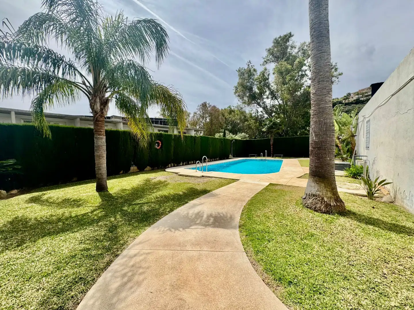 Piscina de Apartament en venda en Mijas amb Aire condicionat, Traster i Forn