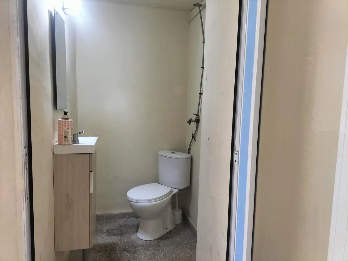 Badezimmer von Garage zur Miete in Navarrés