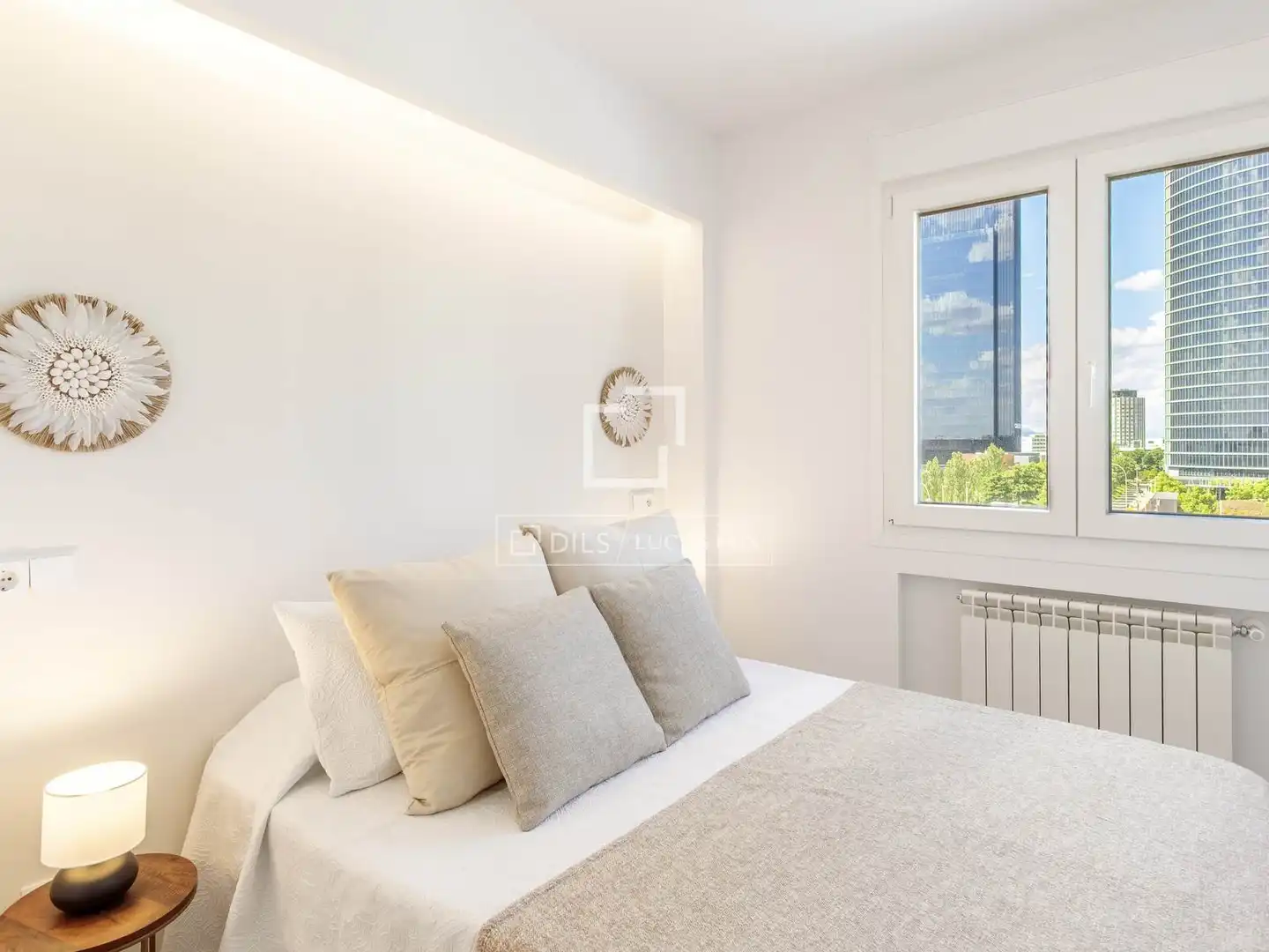 Bedroom of Flat for rent in Madrid  with Air Conditioner and Furnished