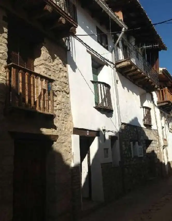 Exterior view of Houses for sale in Zorita del Maestrazgo  with Terrace and Storage room