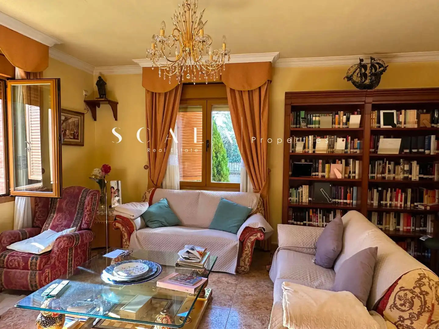 Sala de estar de Casa o chalet en venta en Nambroca con Aire acondicionado, Calefacción y Jardín privado
