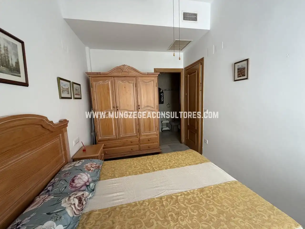 Habitación de Apartamento de alquiler en Lucena con Aire acondicionado y Trastero