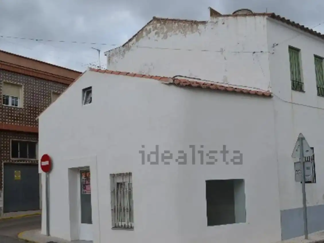 Vista exterior de Oficina de alquiler en Los Santos de Maimona con Terraza