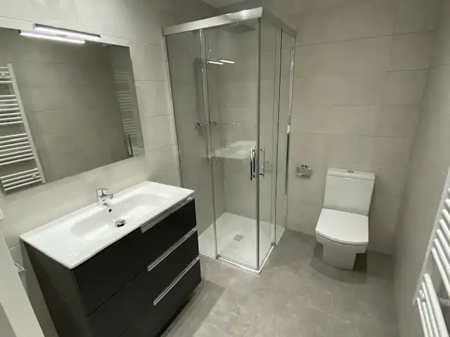 Bathroom of Flat for rent in Berga  with Heating, Parquet flooring and Oven