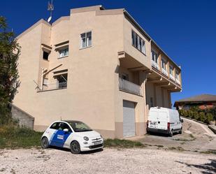 Vista exterior de Casa o xalet en venda en Argençola amb Terrassa i Balcó