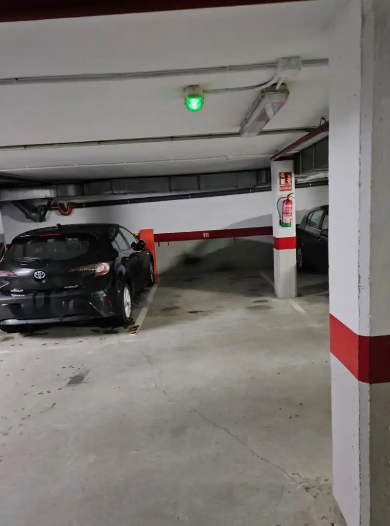 Parking de Garaje en venta en Cambre 