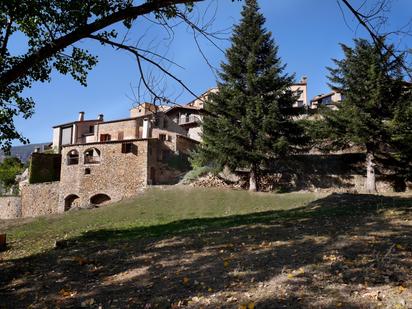 Vista exterior de Finca rústica en venda en Arsèguel amb Calefacció