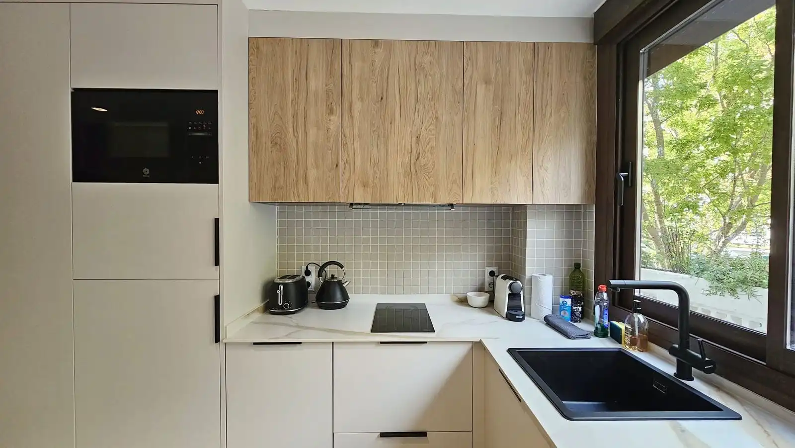 Kitchen of Study for sale in Marbella  with Air Conditioner, Furnished and Balcony