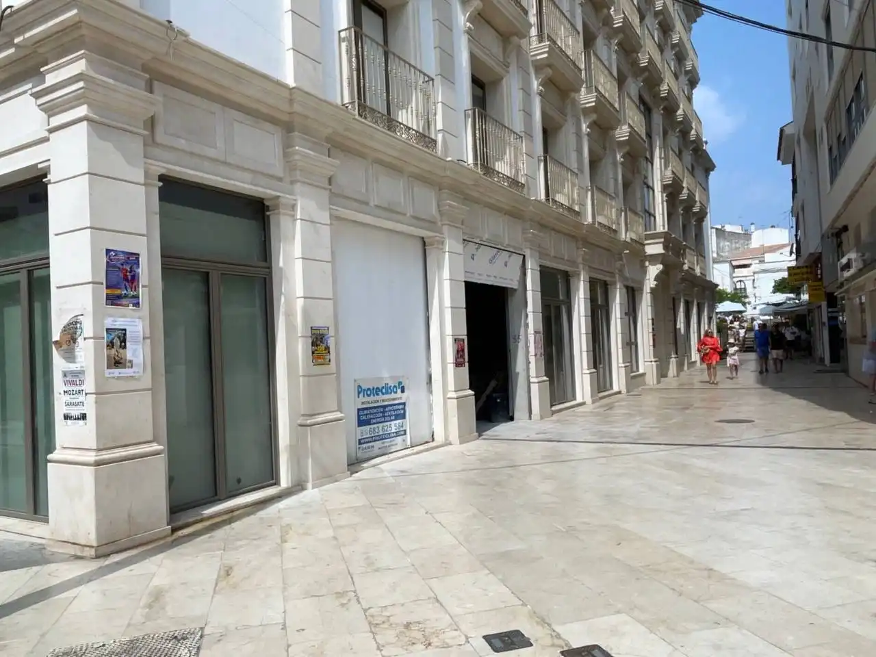 Vista exterior de Pis en venda en Estepona amb Aire condicionat, Calefacció i Moblat