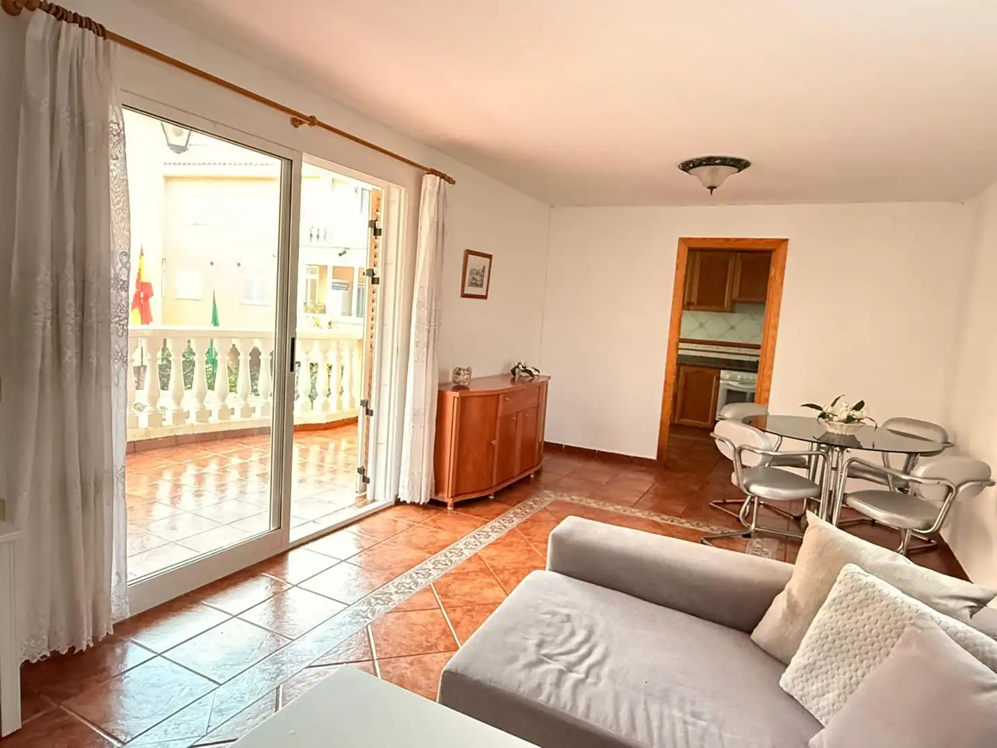 Sala de estar de Casa adosada en venta en Moncofa con Terraza, Trastero y Balcón