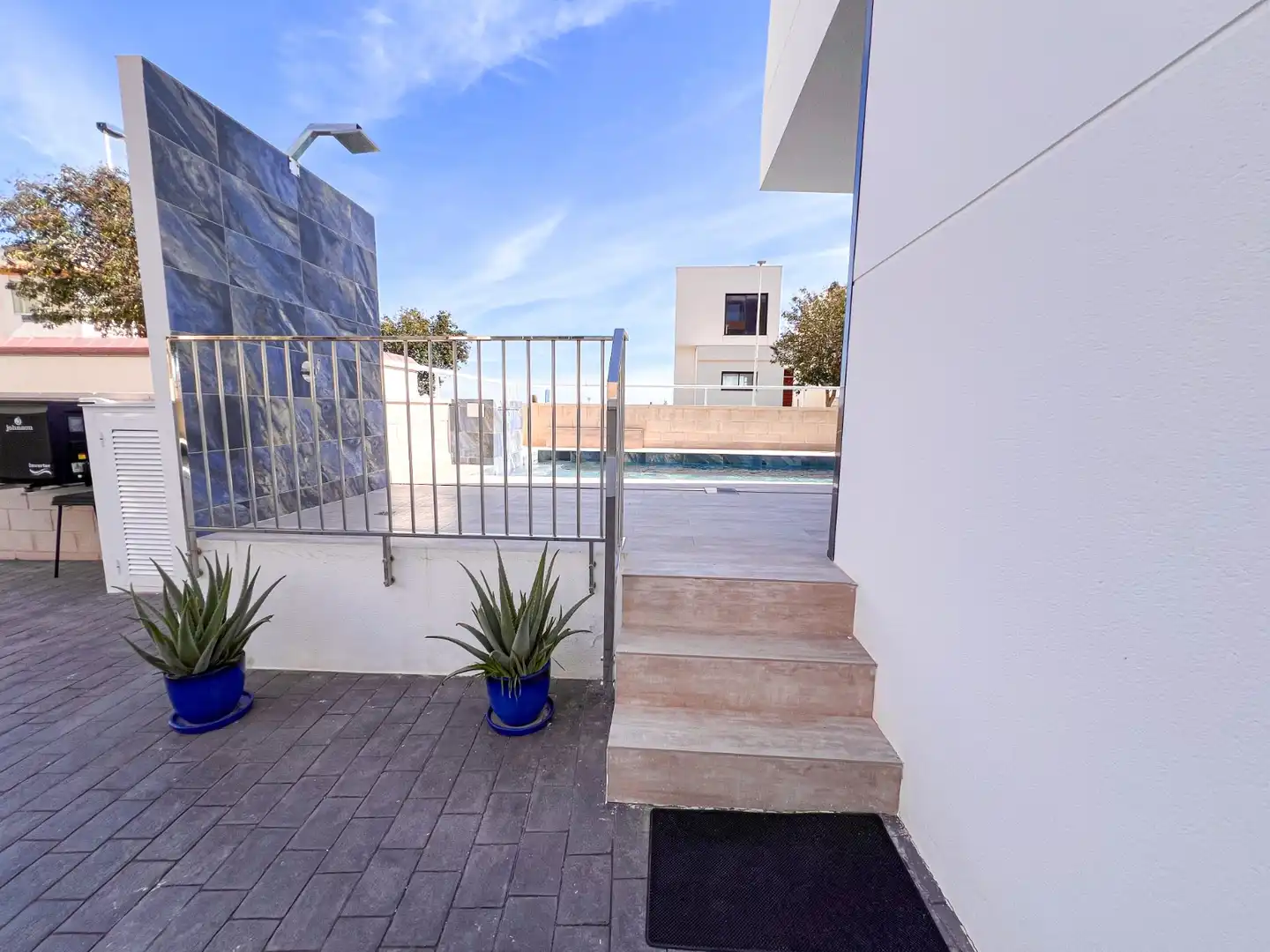 Piscina de Planta baja en venta en Guardamar del Segura con Aire acondicionado, Jardín privado y Terraza