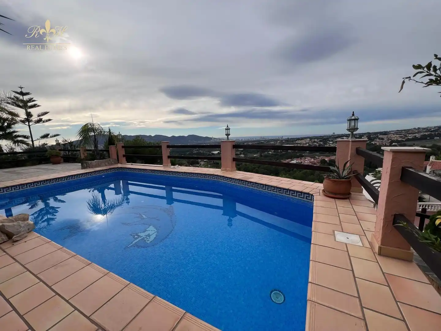 Swimming pool of Houses for sale in L'Alfàs del Pi  with Air Conditioner, Heating and Terrace