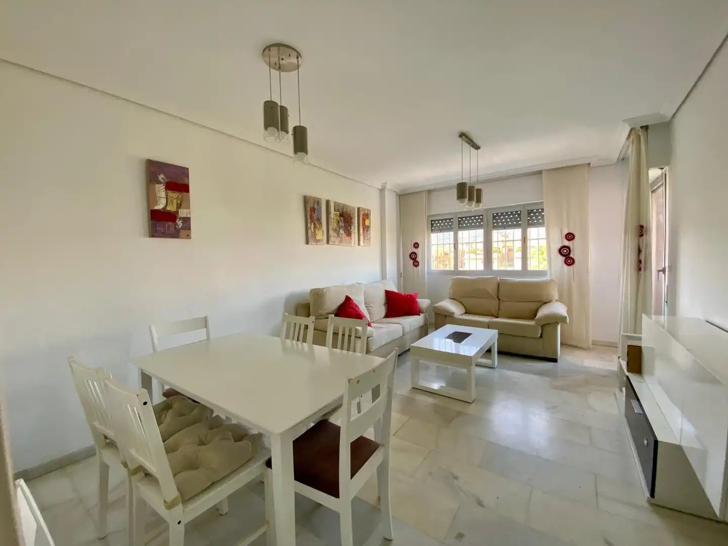Sala d'estar de Pis en venda en Córdoba amb Calefacció i Terrassa