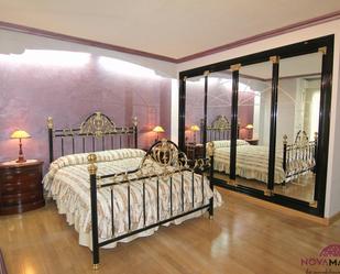 Bedroom of House or chalet for sale in  Madrid Capital  with Air Conditioner and Terrace