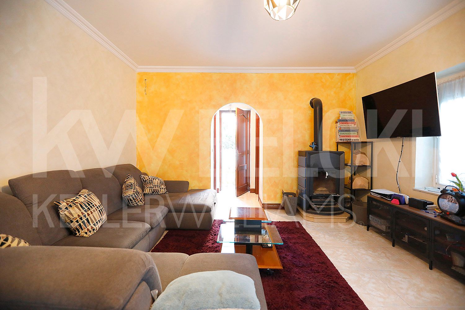 Living room of House or chalet for sale in Irun   with Heating, Terrace and Balcony